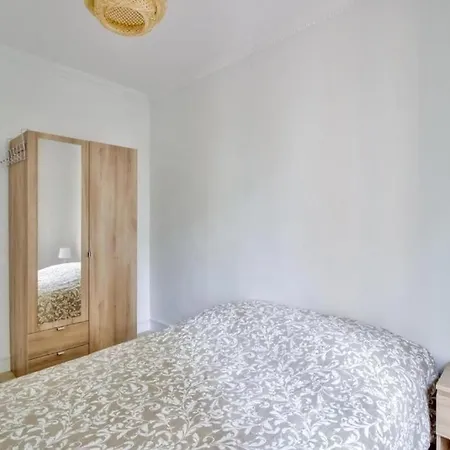 Flat Jules Joffrin Station And Clignancourt Apartment Paris